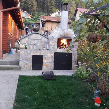 Veli Nyaraló Szapareva Banja